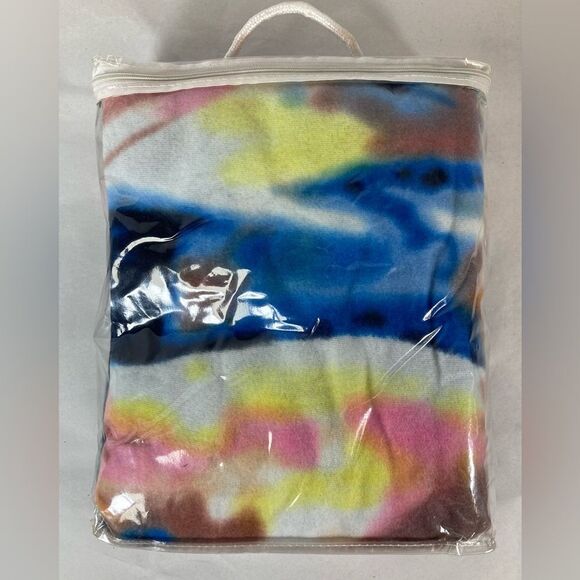 NEW NORTHPOINT WOLF DELUXE FLEECE THROW BLANKET THROW 50x60 WOLF PACK WARM SOFT - Picture 2 of 5